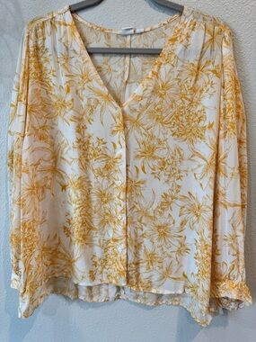 Gap Yellow Floral V-Neck Button Front Blouse